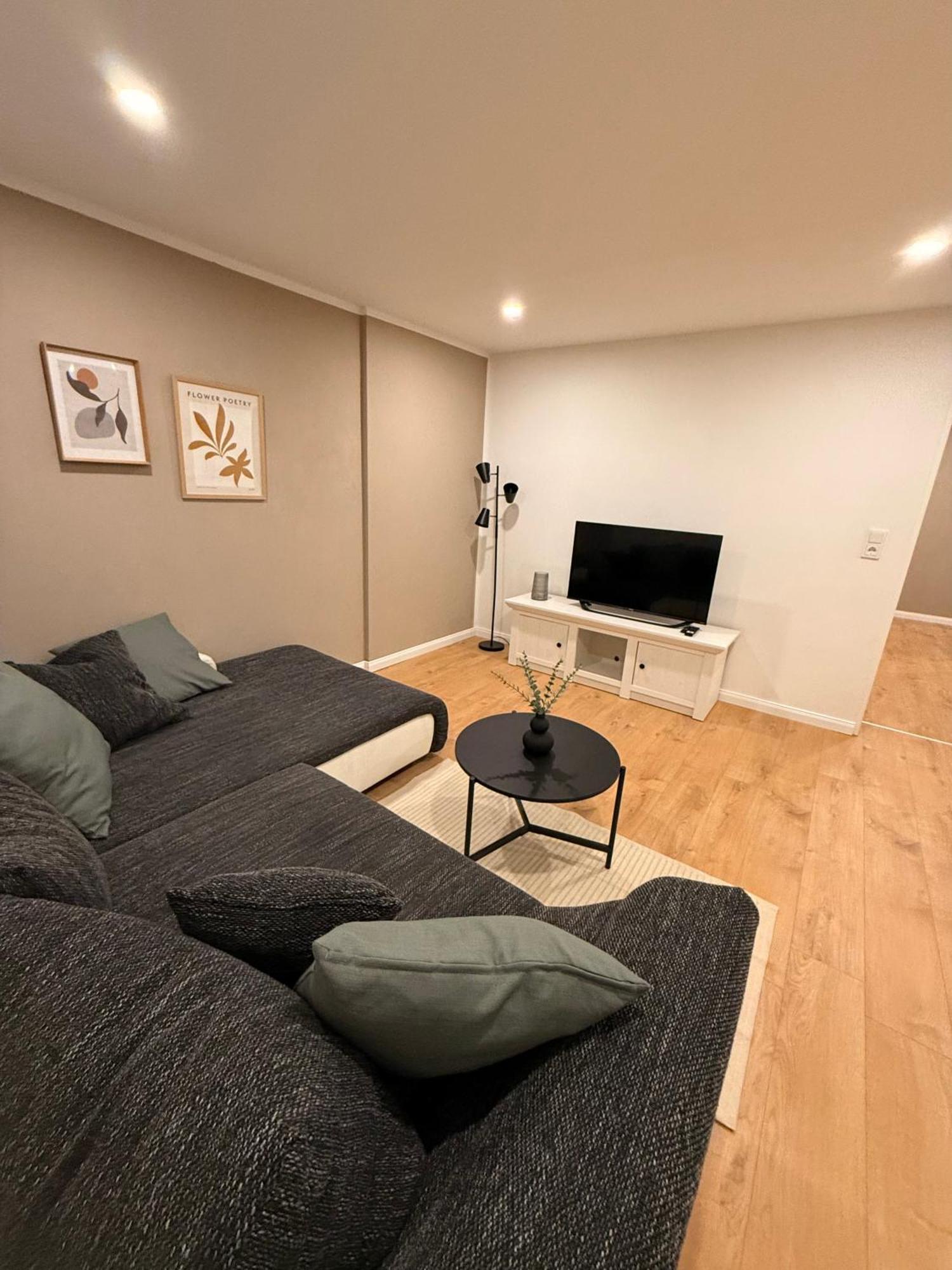 Am Waldrand Ruhe & Apartment